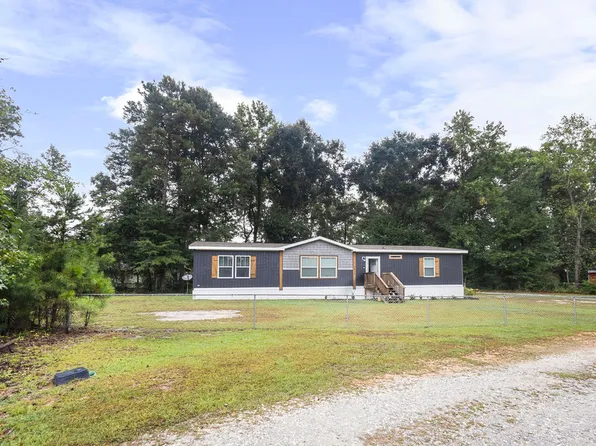 101 Whiterock Rd, Phenix City, AL 36869