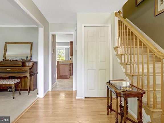 4th image of 8723 Cuttermill Pl