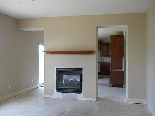 5th image of 10045 Corona Ln