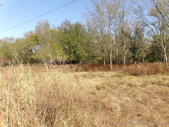 3rd image of N 134th St W