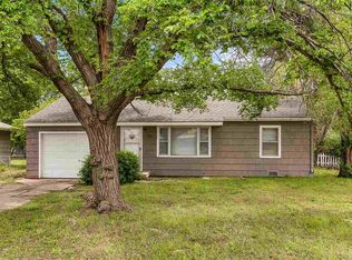 1410 N Severance St, Hutchinson, KS 67501