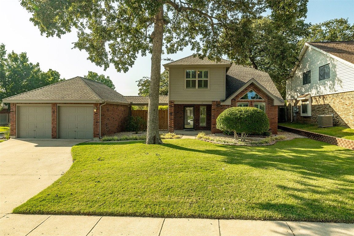 514 Holliday Ln, Euless, TX 76039 Zillow