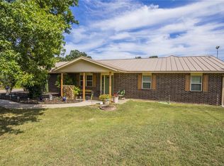 166 N Elm Springs Rd, Elm Springs, AR 72728