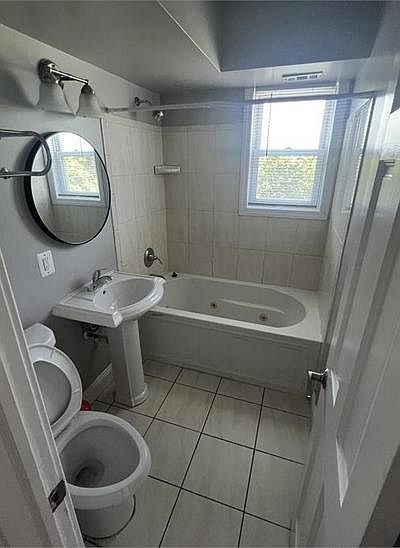 Unit Photo