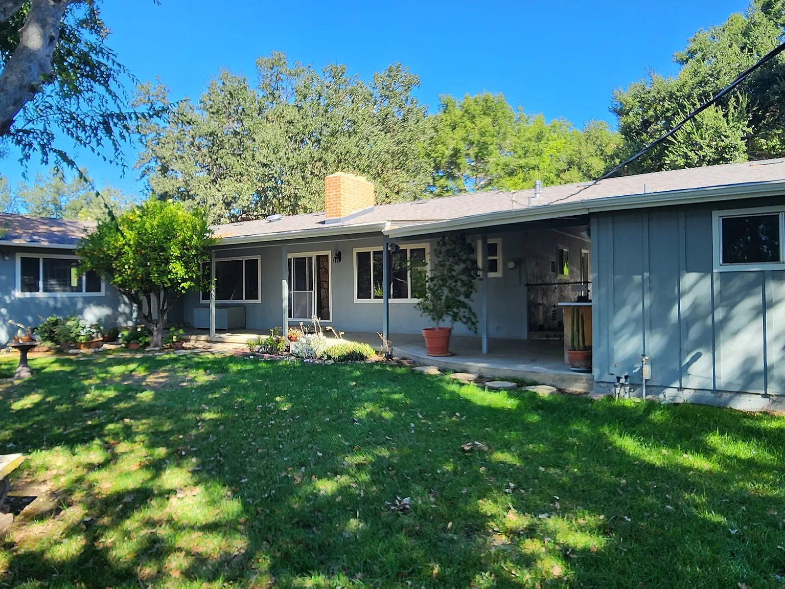 3 bed, 2.5 bath, 2038 sqft, $6,600 — Photo 2