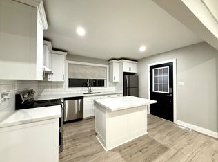 381 Upper Gage Ave, Hamilton, ON L8V4H8