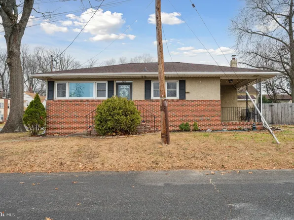 320 Hill Ave, Runnemede, NJ 08078