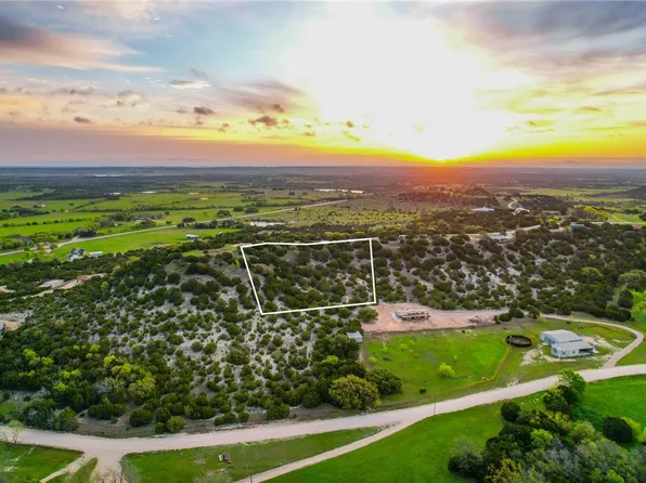207 Private Road 2123, Meridian, TX 76665