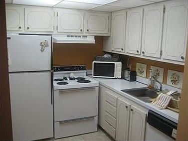 5th image of 3500 Springdale Blvd APT 106
