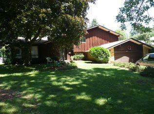 3906 Hillcrest Dr, Madison, WI 53705