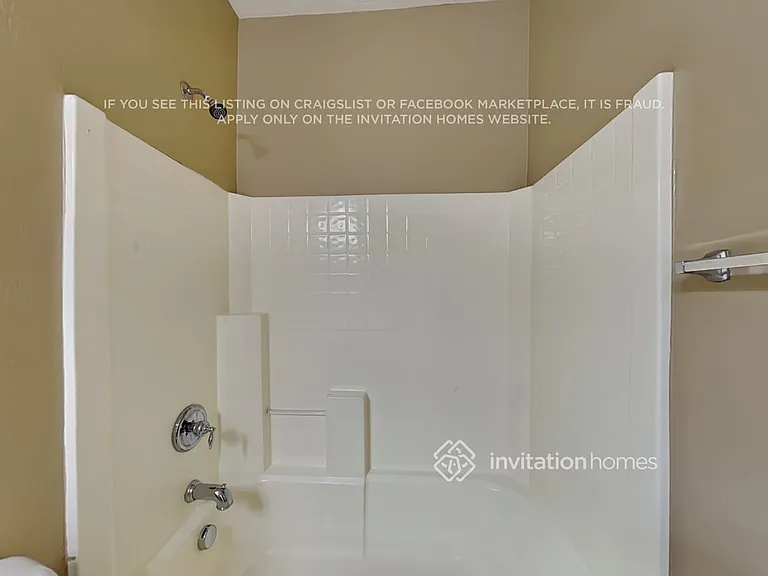 17261 W Rimrock St — Photo 17