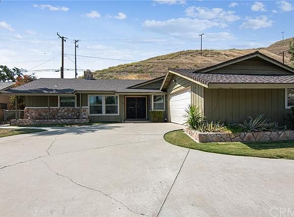 2nd image of 3226 Mira Monte Dr