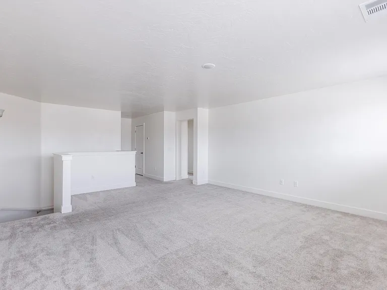 1889 E Honeycomb Dr — Photo 40