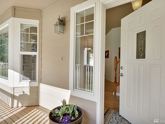 5th image of 3815 125th St NW