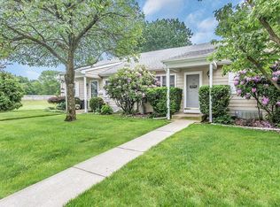 12 Harvest Time Ct, Huntington Station, NY 11746
