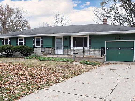 2nd image of 34 Crabwood Ct