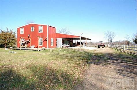 2nd image of 735 County Road 2025
