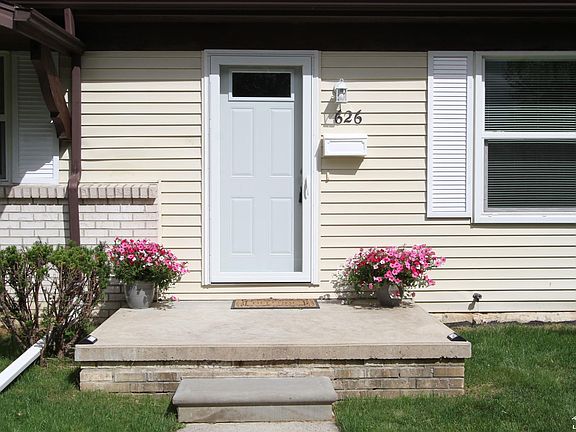 2nd image of 626 John Rolfe Dr