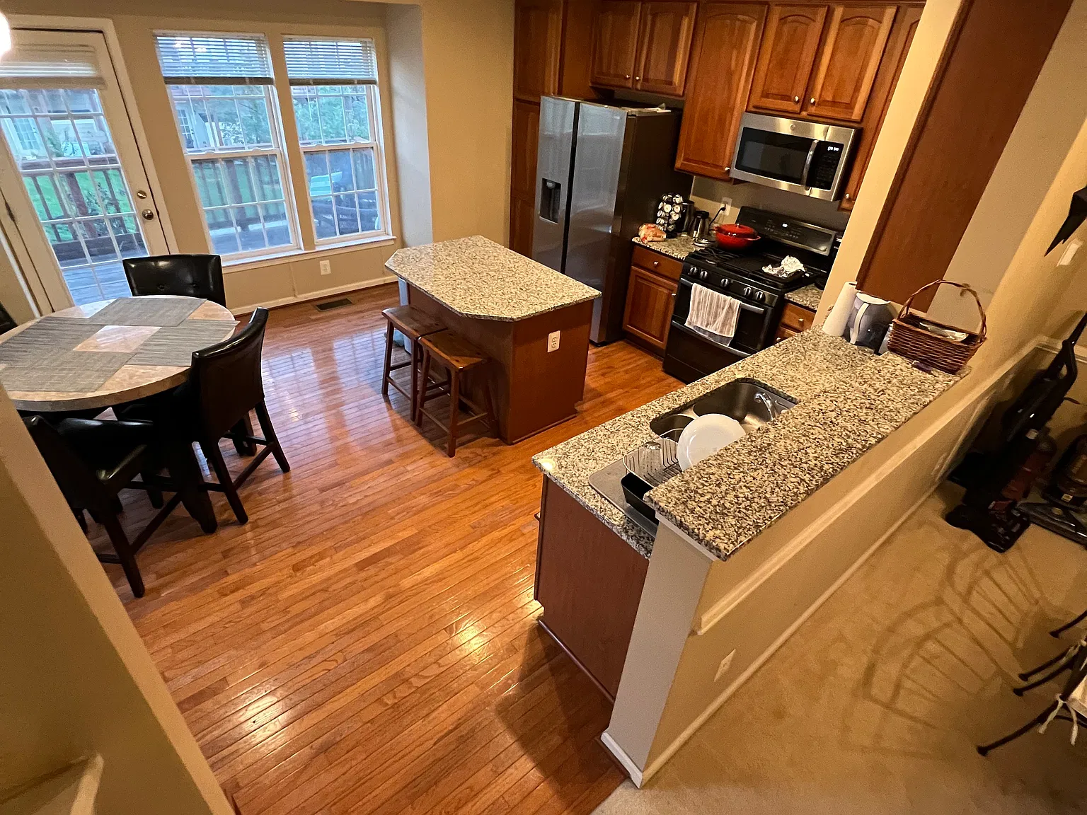 3555 Ellery Cir — Photo 2
