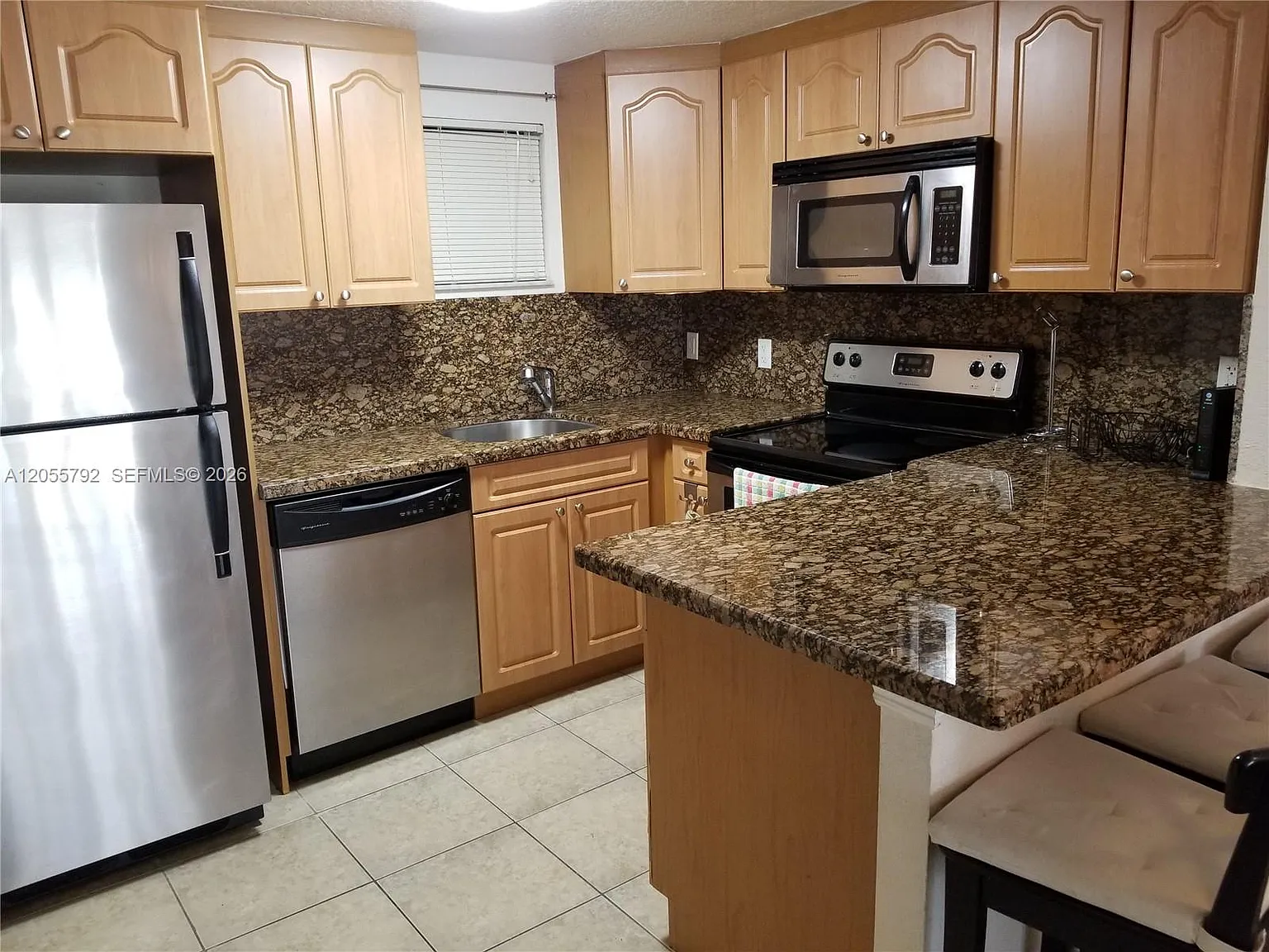 Las Vistas At Doral Condo — Photo 3