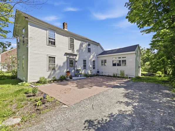 162 Skyline Trl, Middlefield, MA 01243
