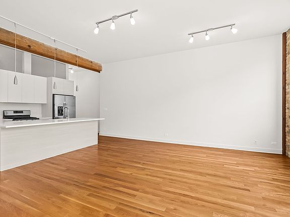 4th image of 1755 N Damen Ave Unit 302