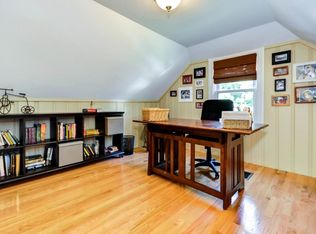 12 Manor Ave, Natick, MA 01760