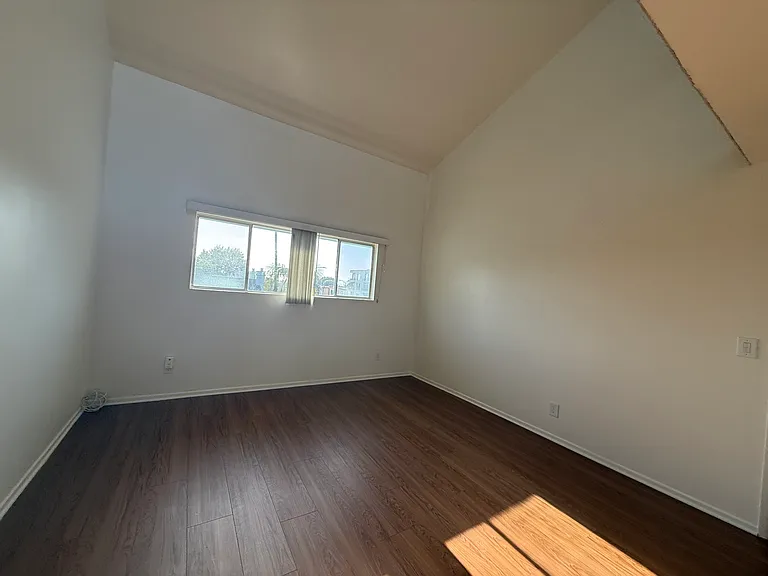 7838 W Manchester Ave #1 — Photo 11