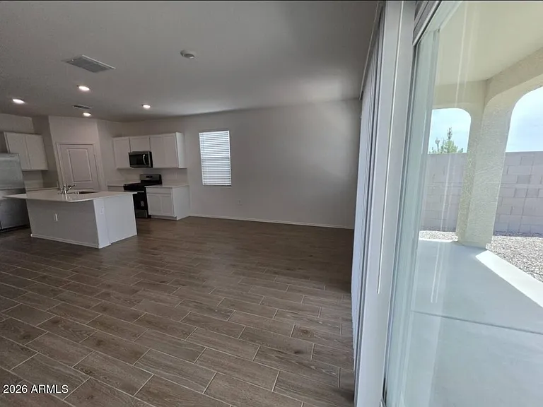 18399 W Buckskin Trl — Photo 24
