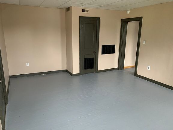 3rd image of 1014 Swann St #1014SW3