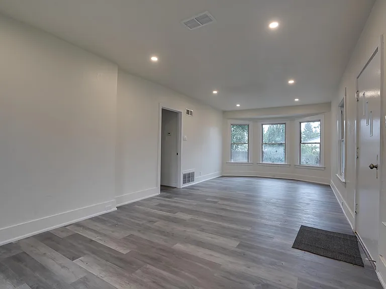 425 W Sierra Ave #425 — Photo 18