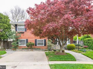 7605 Newmarket Dr, Bethesda, MD