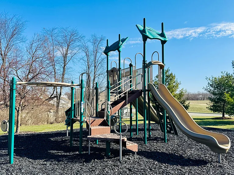 Briar Ridge Apartments — Photo 13