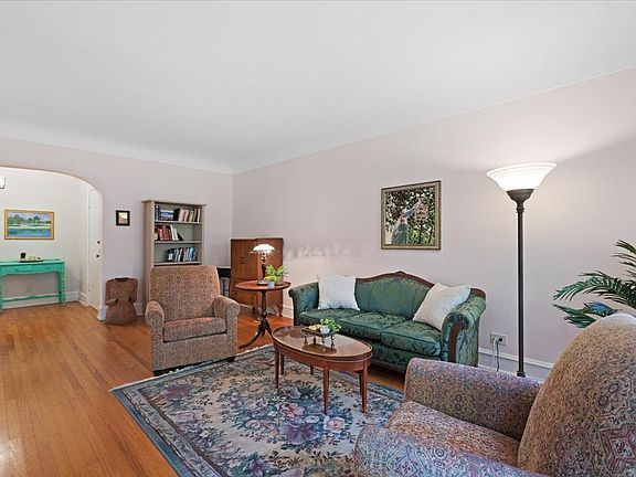 5th image of 1033 Ontario St APT 3ES