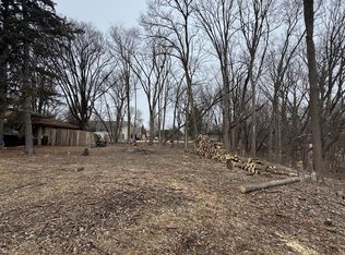 1395 County Road East W, Saint Paul, MN 55112