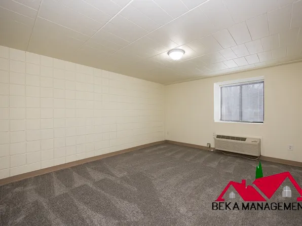 25187 Orchid Dr, Harrison Township, MI 48045