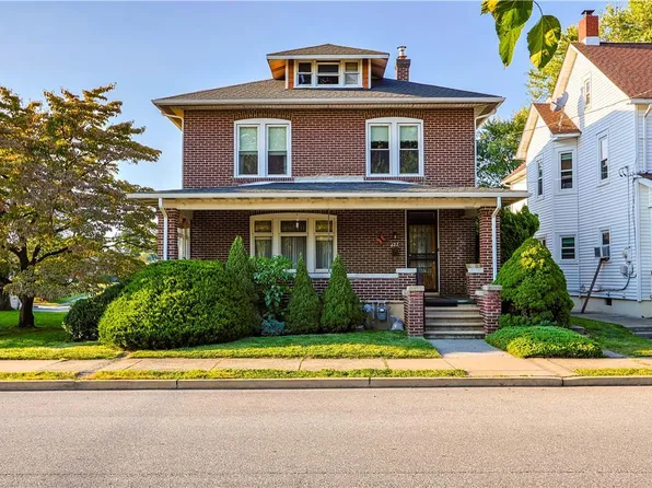 427 W Union St, Whitehall, PA 18052