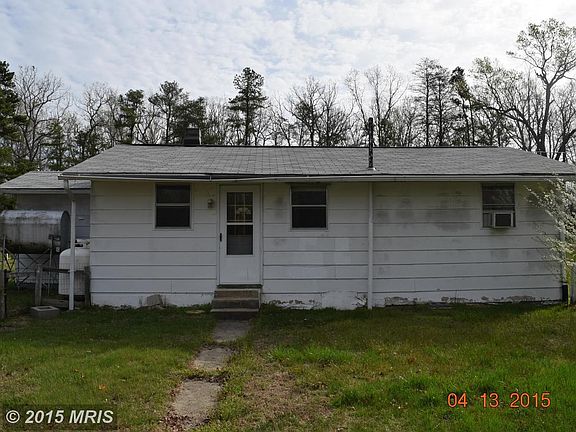 Exterior (Rear)