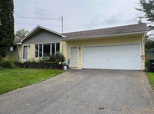 431 Frenchville Rd, Fort Kent, ME 04743