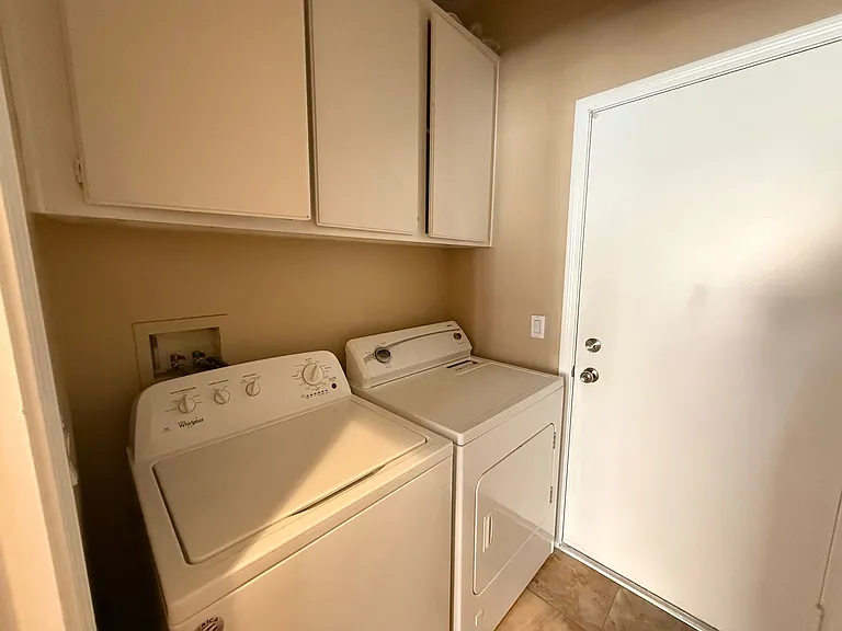 8816 Pine Pitch Dr — Photo 10