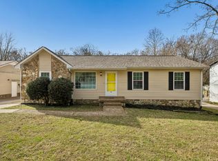 465 Rockwood Dr, Hermitage, TN 37076