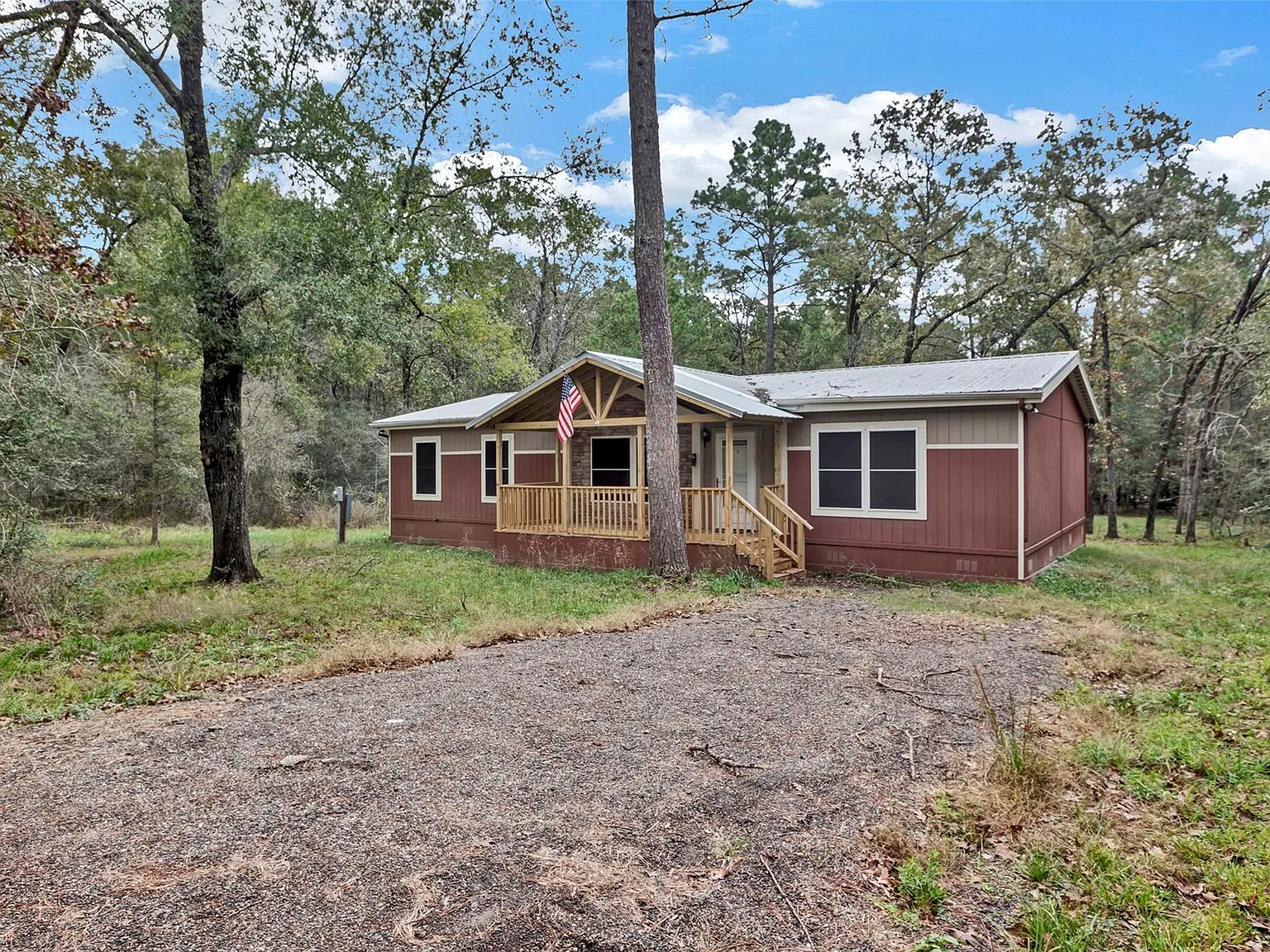 3 bed, 2.0 bath, 1680 sqft, $1,850 — Photo 1