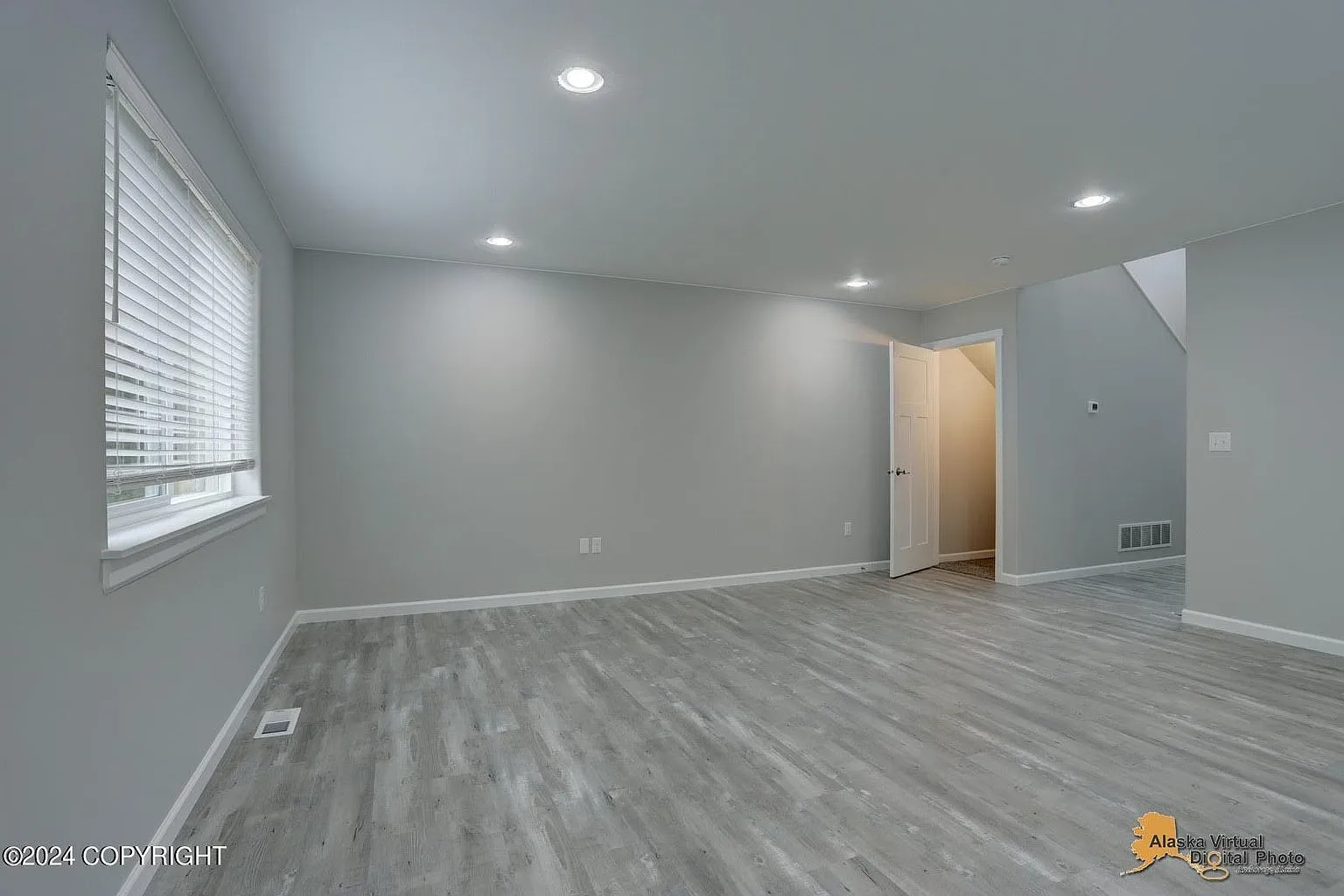 3 bed, 2.5 bath, 1700 sqft, $2,200 — Photo 3