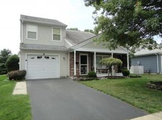 3 Arrowwood Ct, Barnegat, NJ 08005