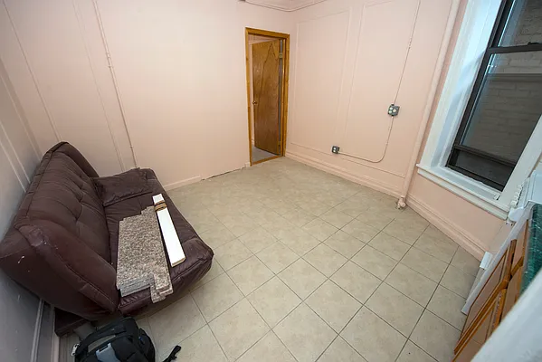 Rented by Nolita Group | media 7