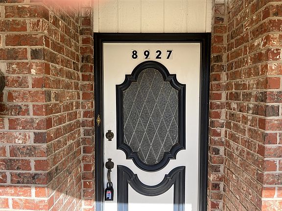 3rd image of 8927 Bontura Rd