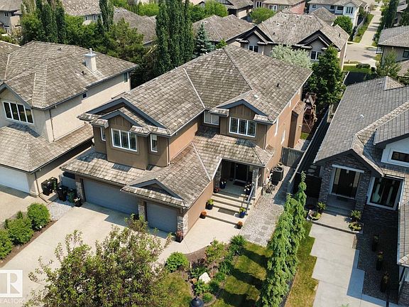 5th image of 1005 Downey Way NW