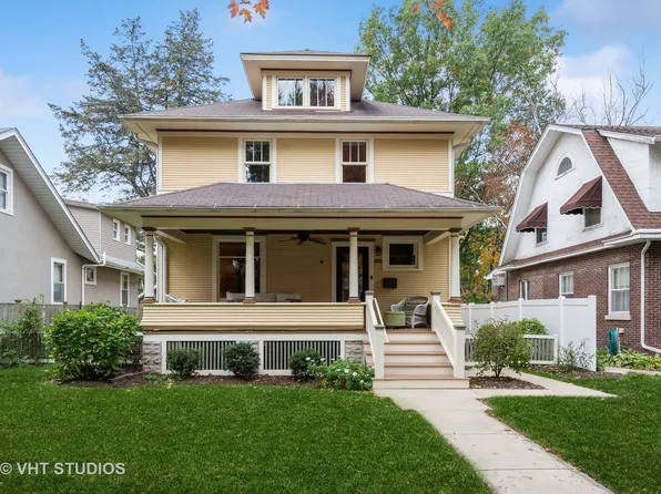 209 N Columbia St, Naperville, IL 60540