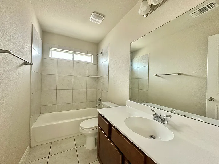 5977 Malta Cir — Photo 21