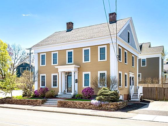 2nd image of 251 Merrimac St #1